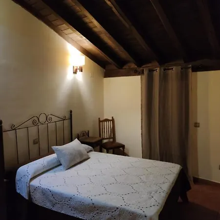 Casa Rural Mijoan Holiday home Pasaron (Caceres)